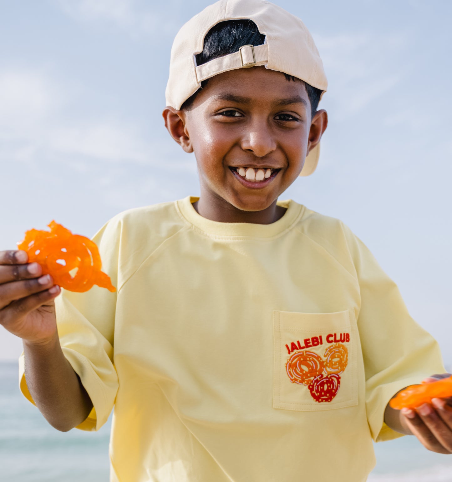 T-shirt and Shorts Set in Jalebi Club