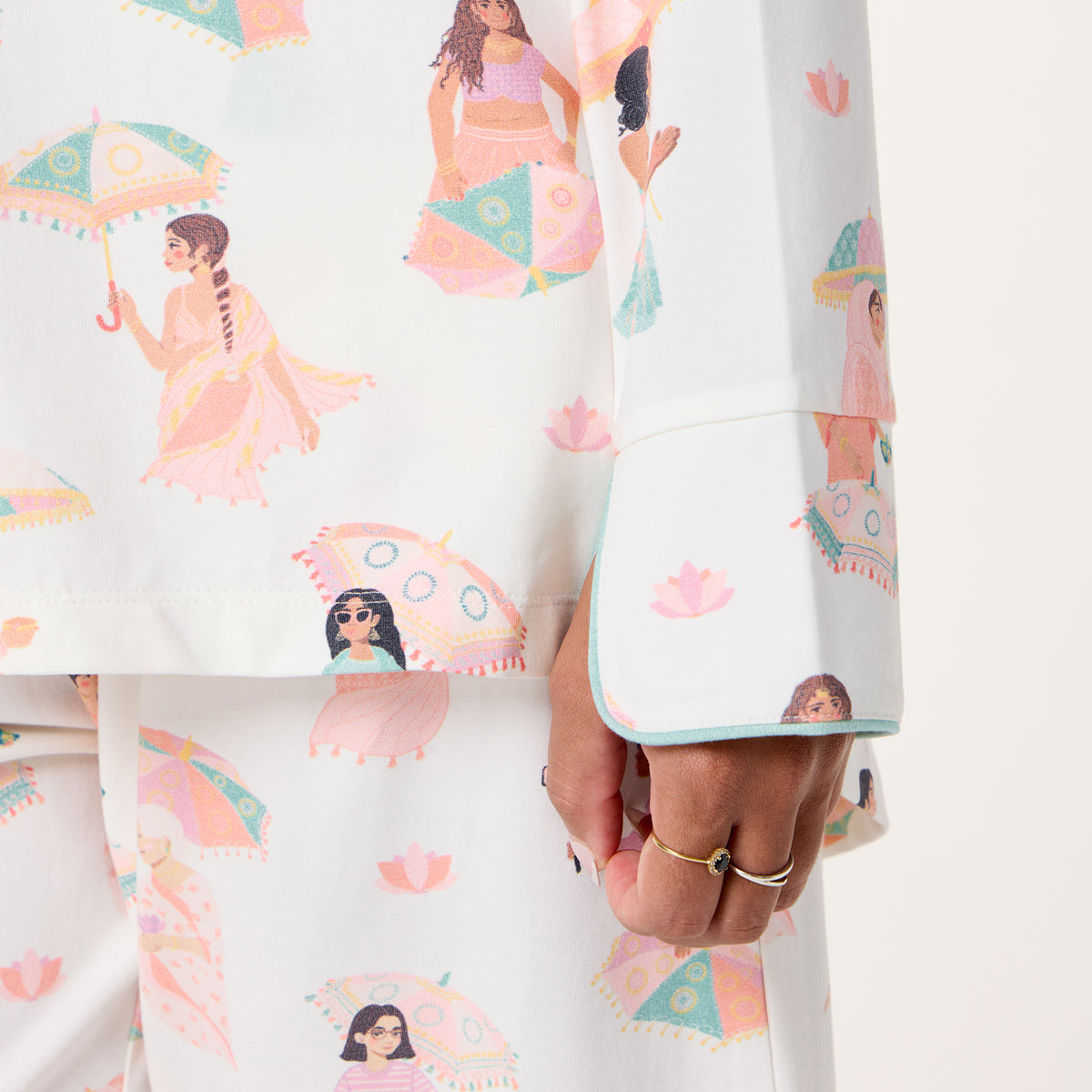 PJ Set in IT GIRLS| petite