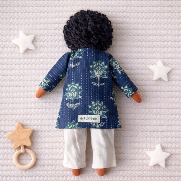 Dxb AVI doll